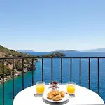 Miro - Luxury With Direct Sea Access For 14 People Vilă *